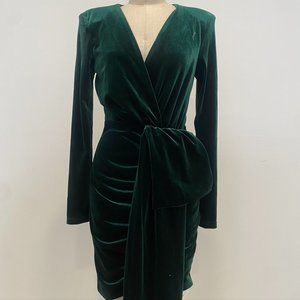 Elegant Green Velvet Mini Dress